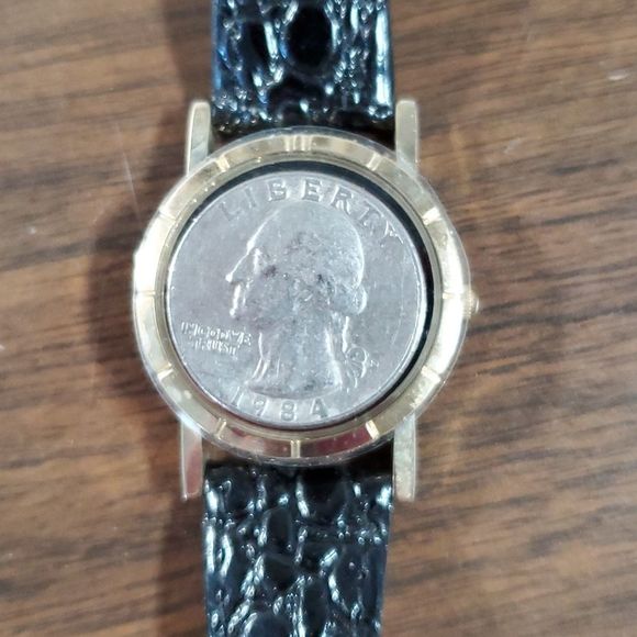Brand New Quartz Diamond Watch with Reptile Embossed Band - Picture 7 of 7
